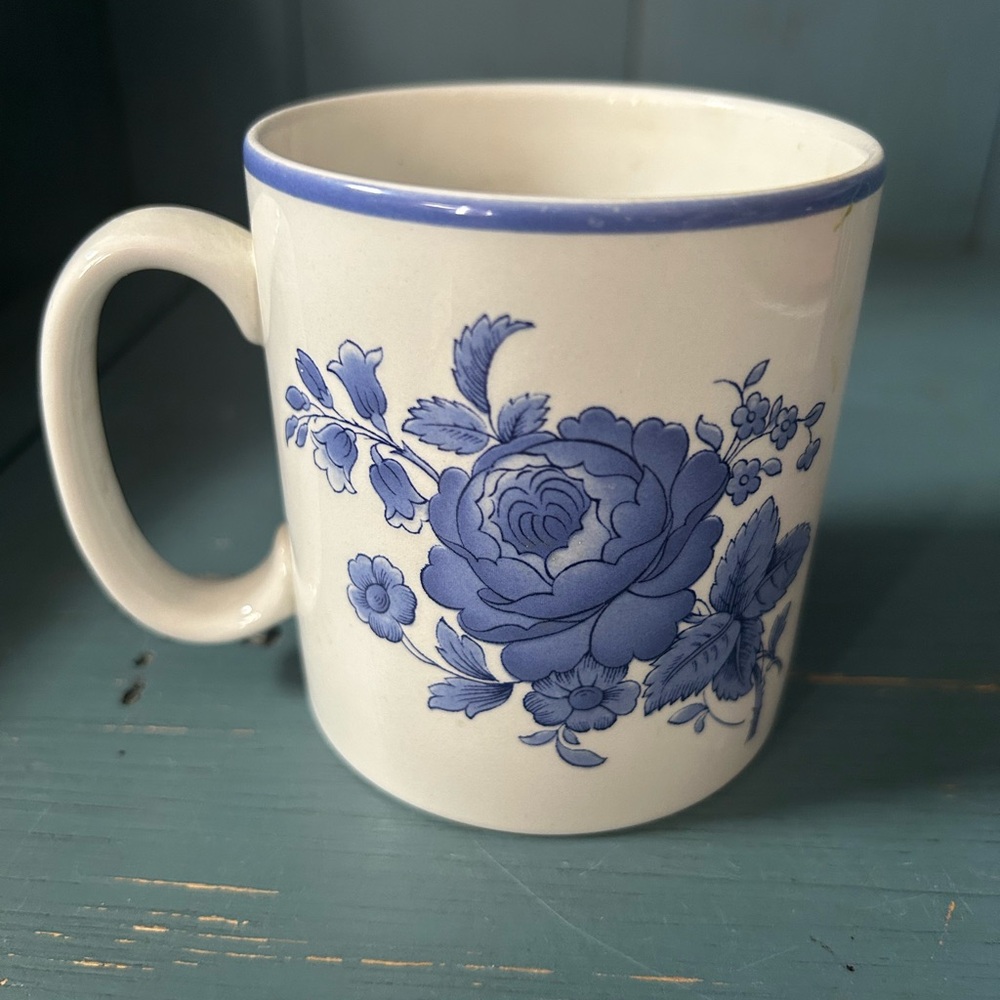 Spode Rochelle White and Blue Floral Mug | Made in England